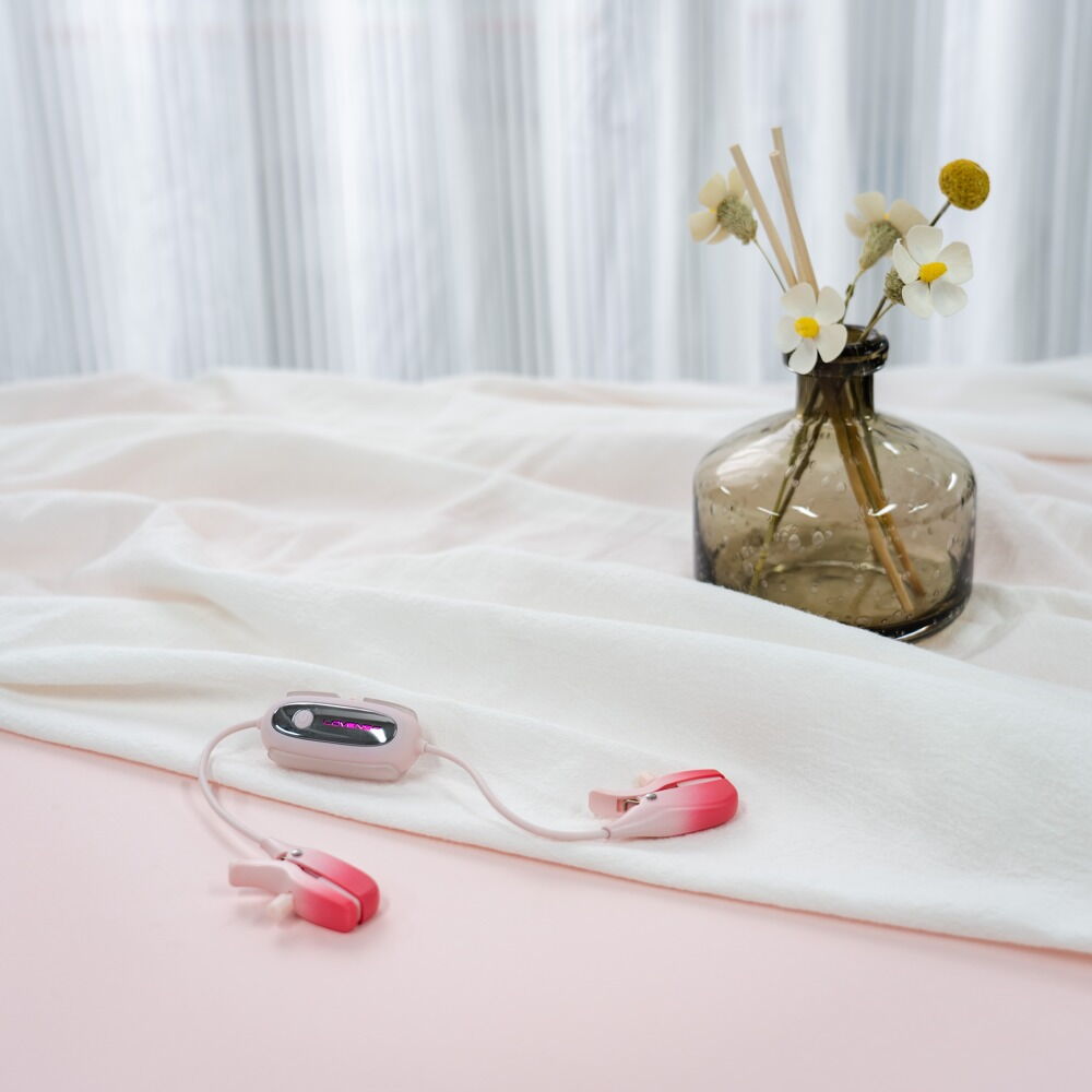 LOVENSE GEMINI PINZE VIBRANTI PER CAPEZZOLI - immagine 13